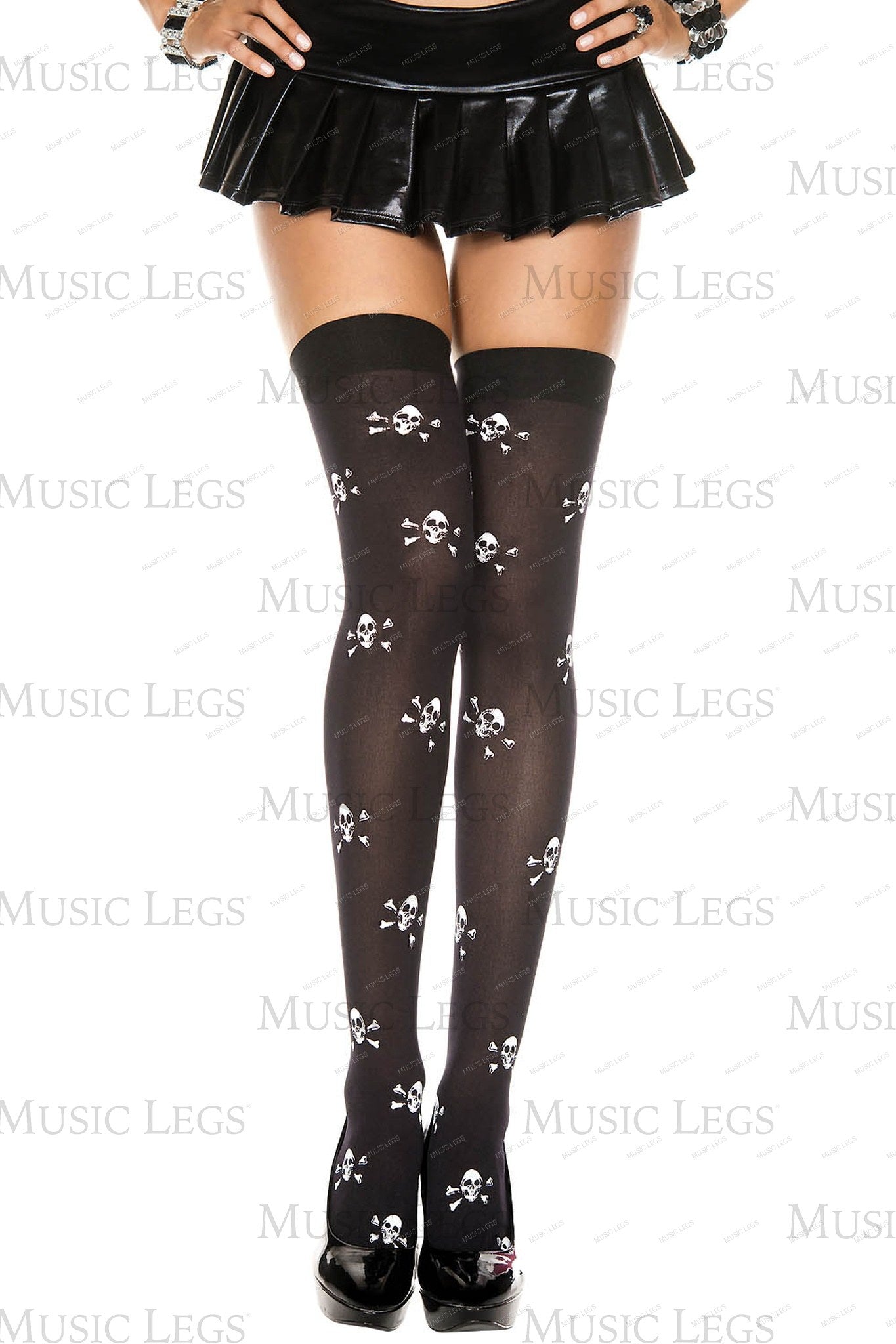 Cross skull print opaque thigh